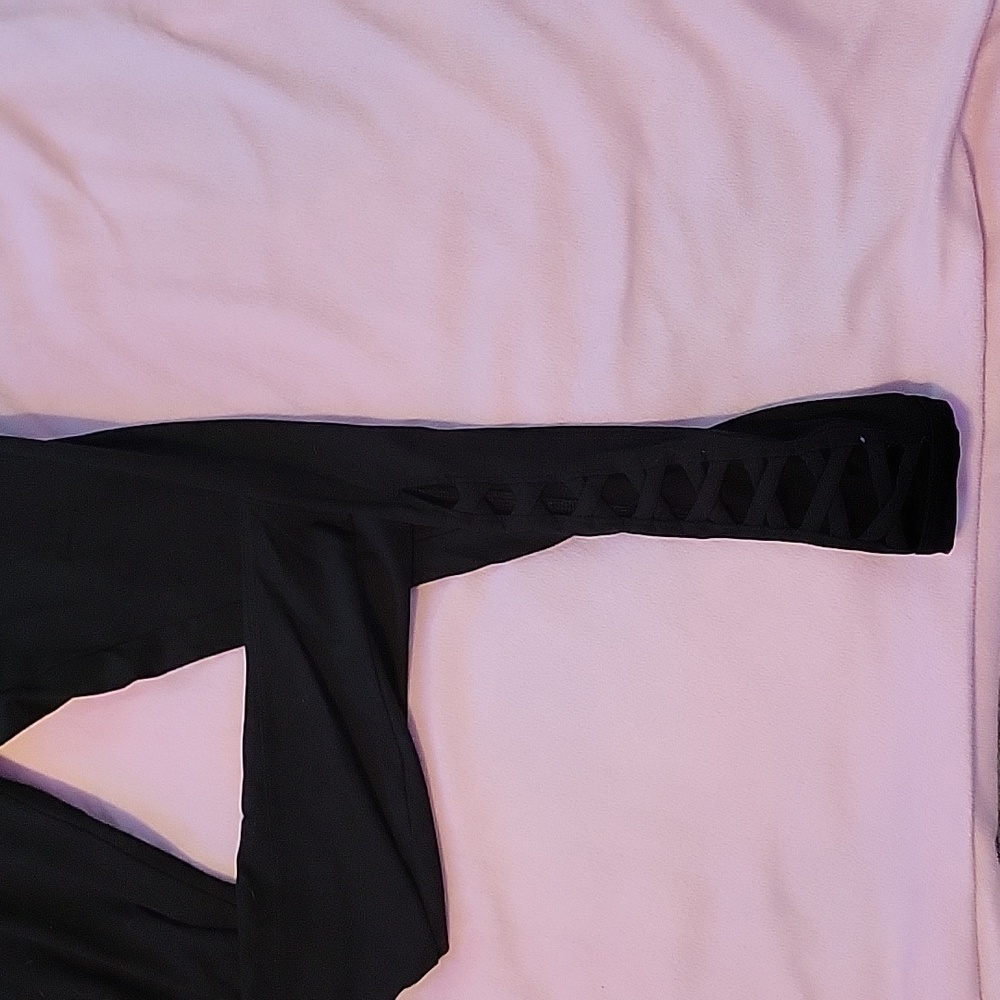 Leggings - Picture 2 of 3